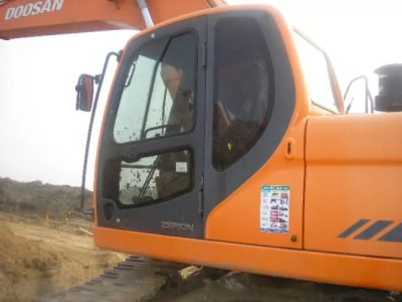 Экскаватор гусеничный Doosan DX300LC (2007г)