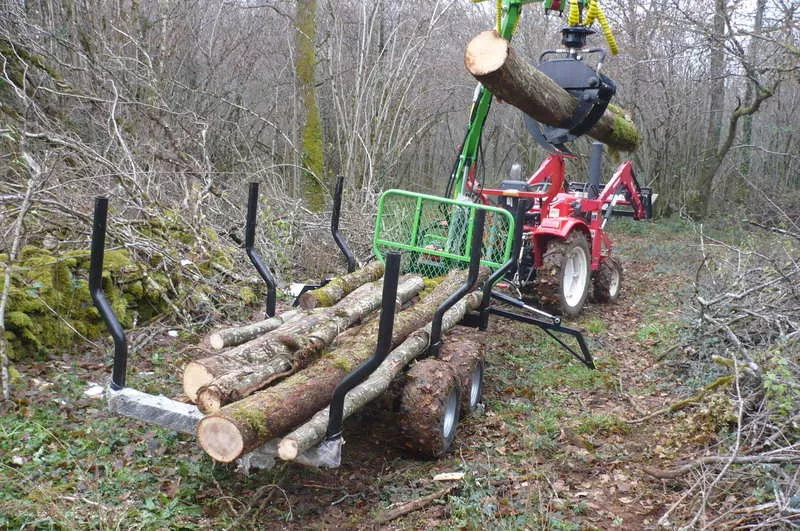 ATV форвардер для трелевки леса. Оптом и в розницу
