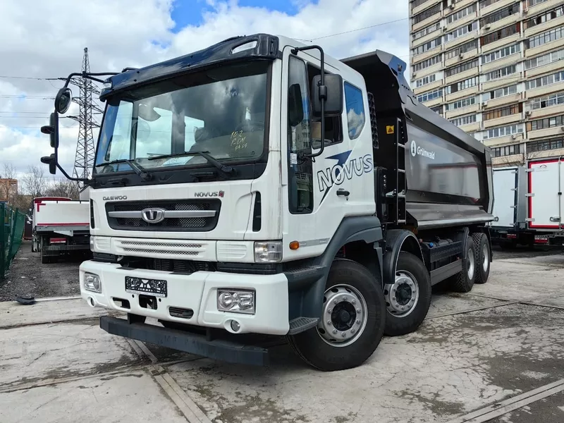 DAEWOO NOVUS CR7D8 Новый Самосвал гп 26.5т,  РММ 43т Объем кузова 22.6 2